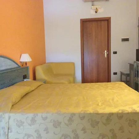 L' Anicrè Hotel Varcaturo
