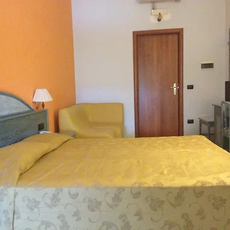 Hotel L' Anicrè 3*